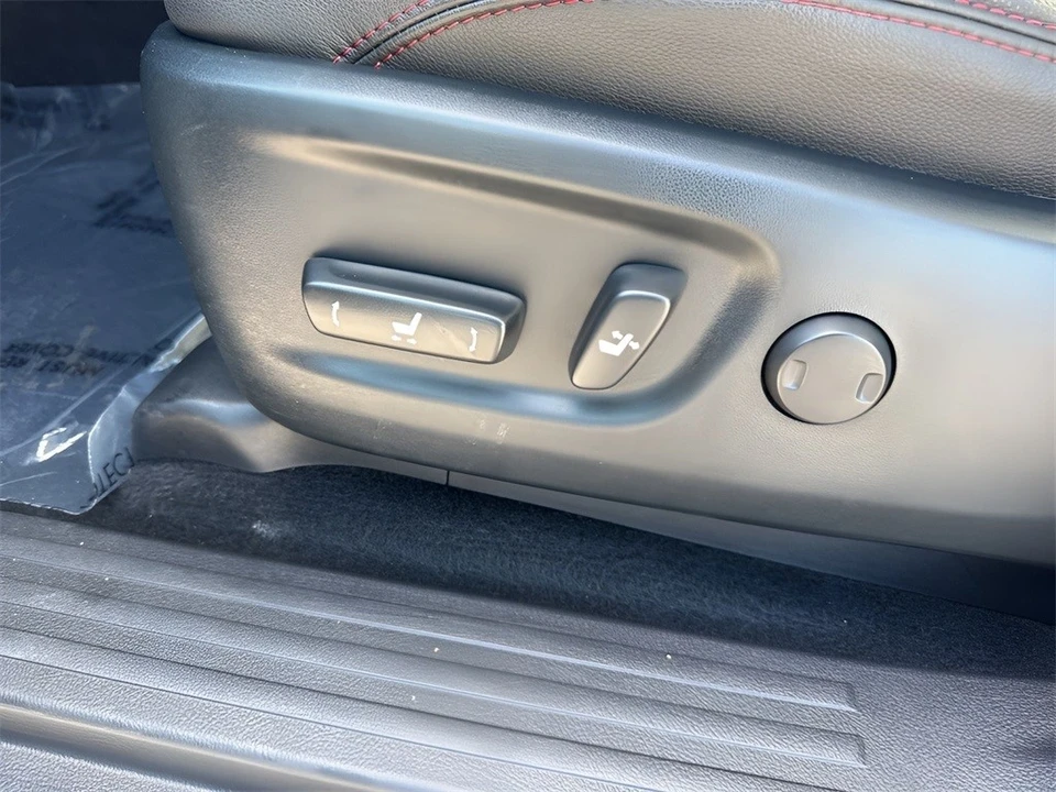 2024 Toyota 4Runner 5th Gen - Image 10 of 12