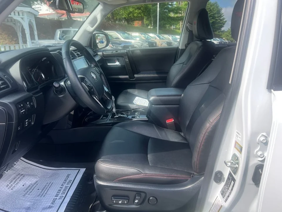 2024 Toyota 4Runner 5th Gen - Image 9 of 12
