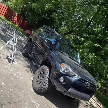 2024 Toyota 4Runner TRD Off-Road