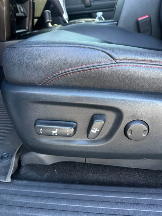2024 Toyota 4Runner 5th Gen - Image 6 of 11