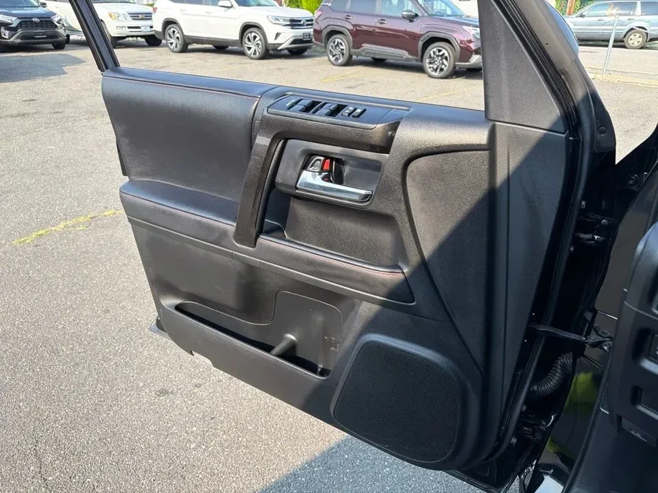2024 Toyota 4Runner 5th Gen - Image 14 of 15