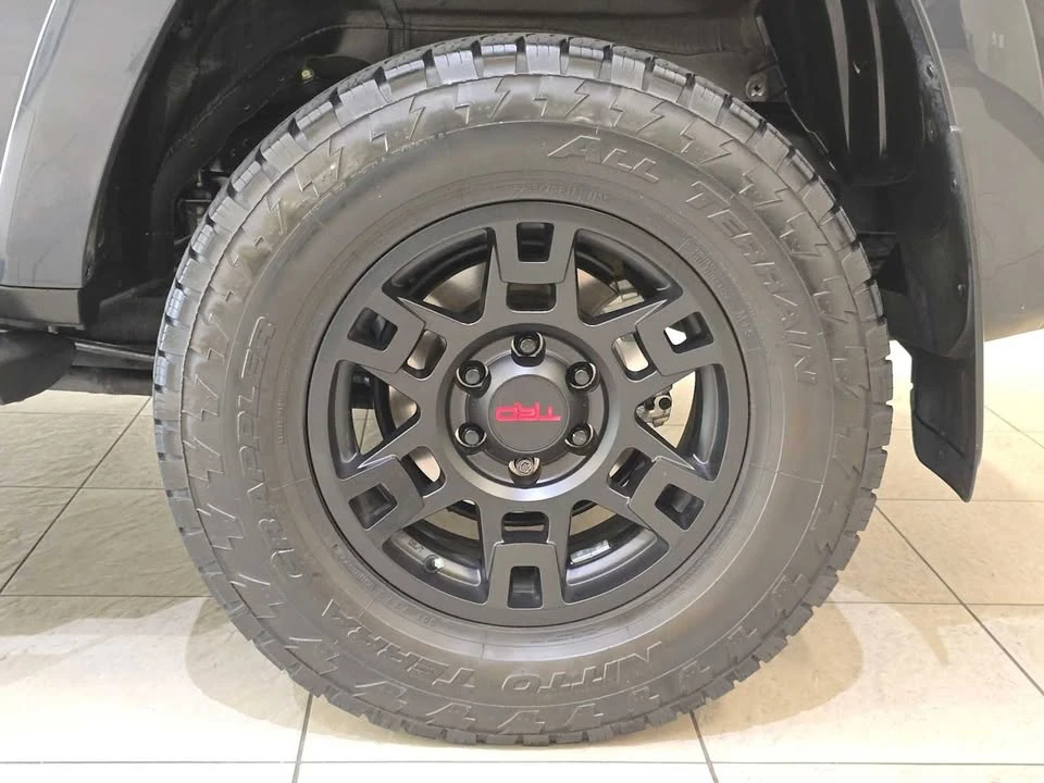 2024 Toyota 4Runner 5th Gen - Image 17 of 19