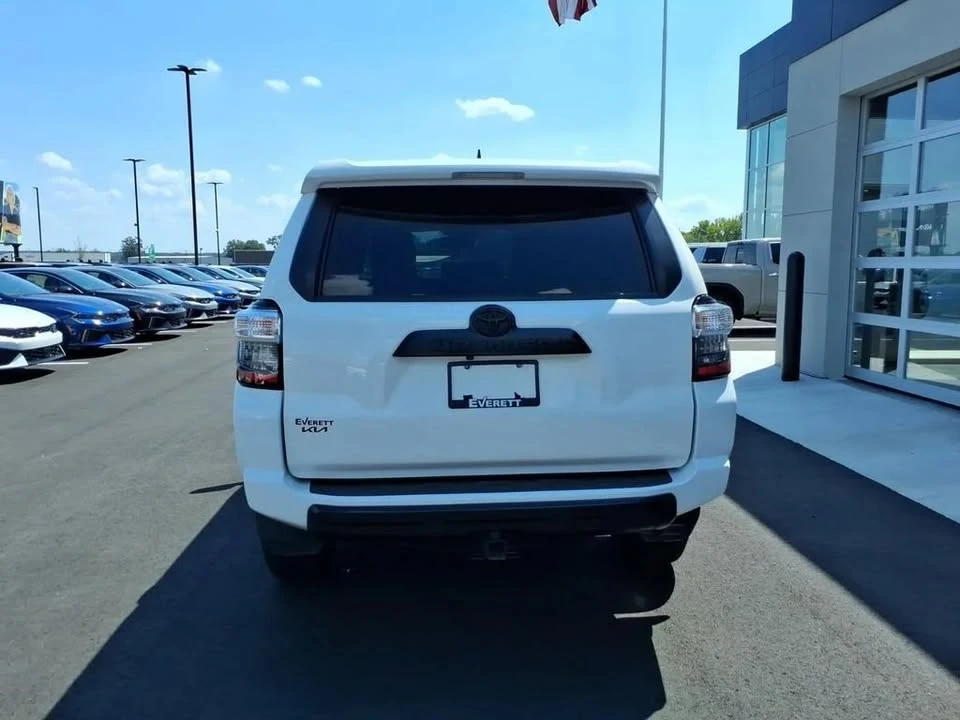 2024 Toyota 4Runner 5th Gen - Image 3 of 10