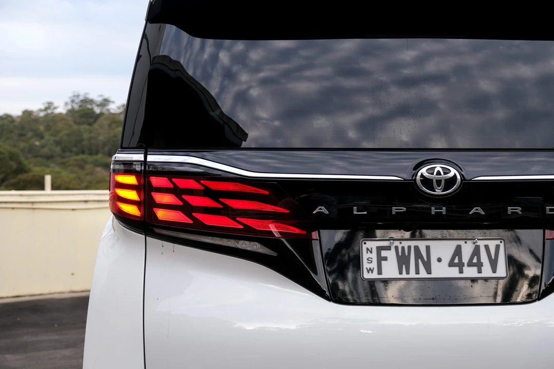 2024 Toyota - Image 11 of 31