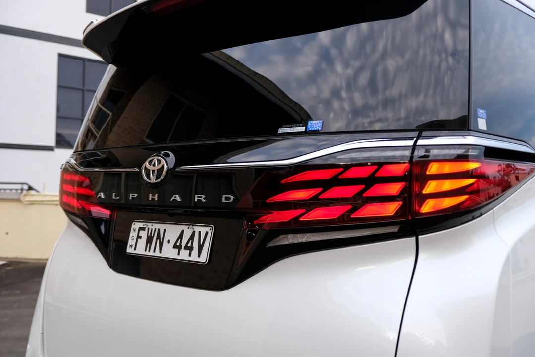 2024 Toyota - Image 14 of 31