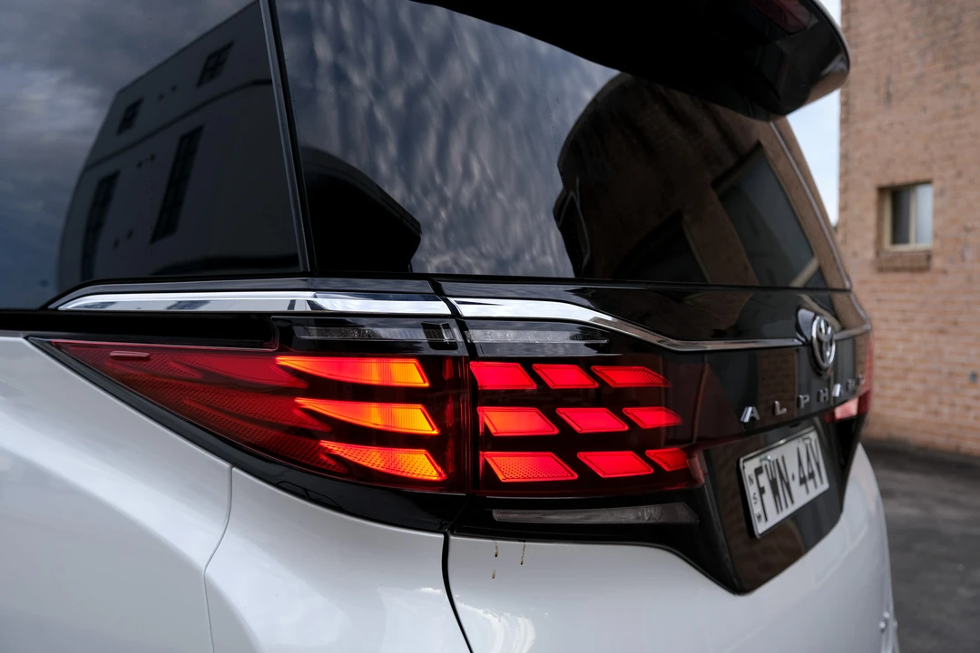 2024 Toyota - Image 19 of 31