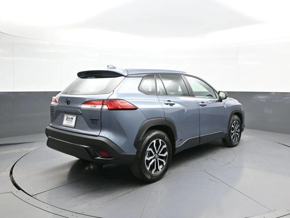 2024 Toyota Corolla Cross - Image 6 of 12