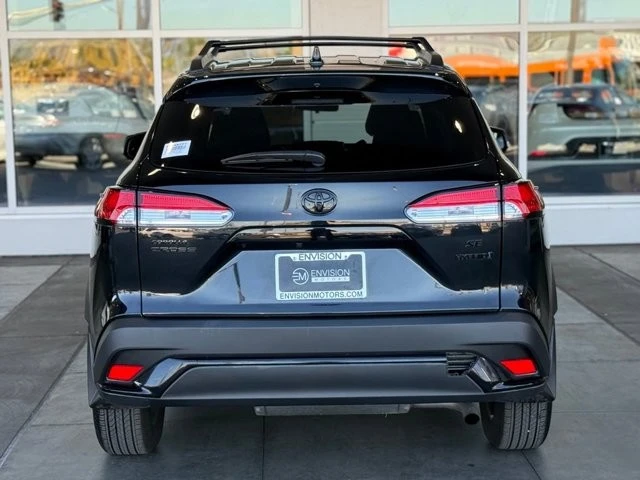 2024 Toyota Corolla Cross - Image 11 of 12