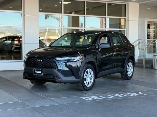 2024 Toyota Corolla Cross - Image 2 of 12