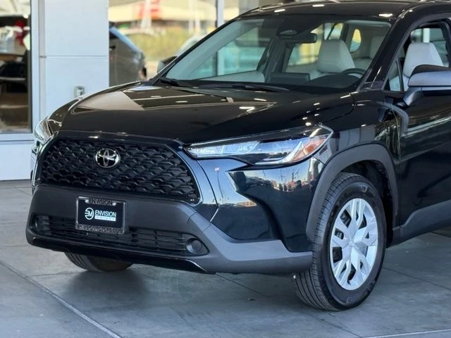 2024 Toyota Corolla Cross - Image 3 of 12