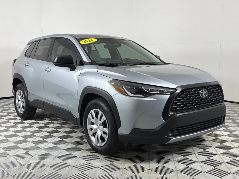 2024 Toyota Corolla Cross - Image 3 of 21