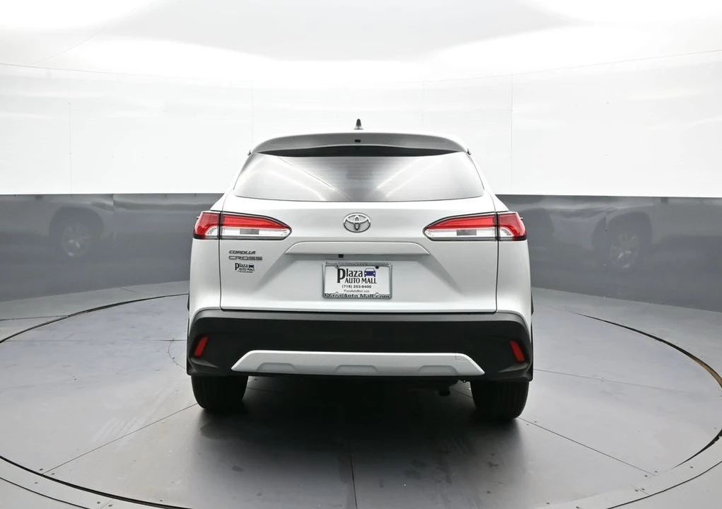 2024 Toyota Corolla Cross - Image 7 of 12