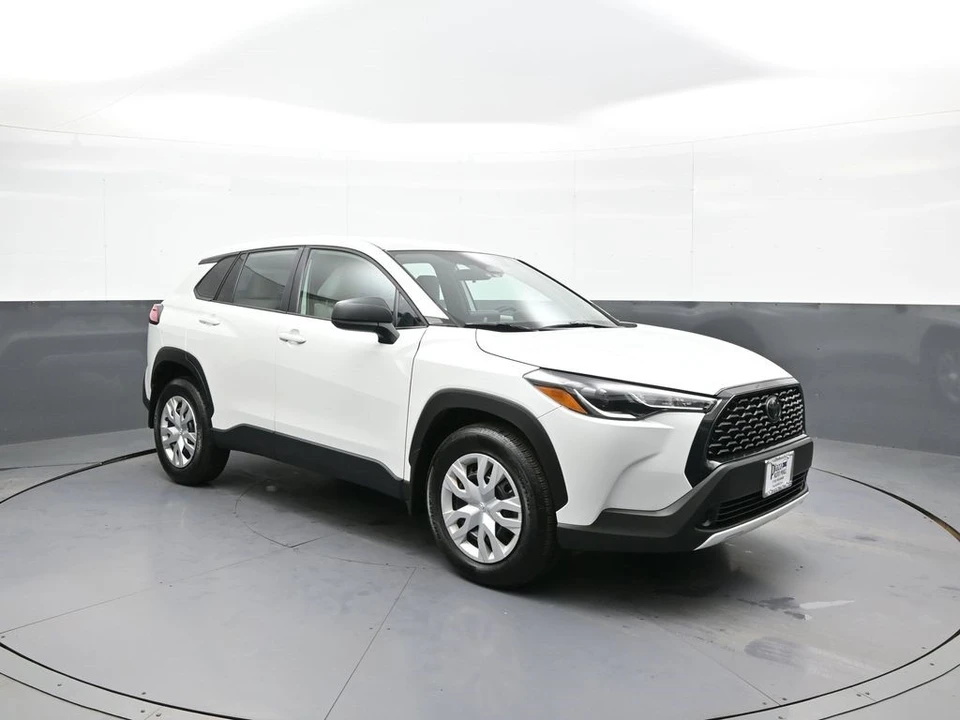 2024 Toyota Corolla Cross - Image 4 of 12