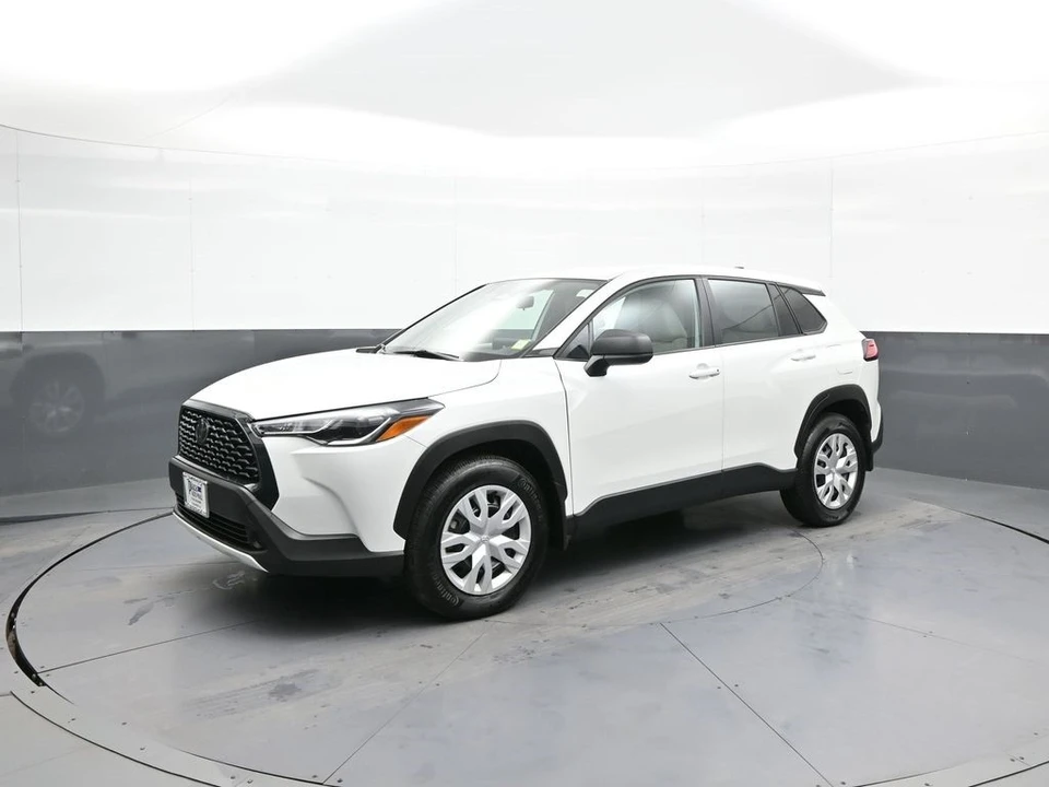 2024 Toyota Corolla Cross - Image 10 of 12
