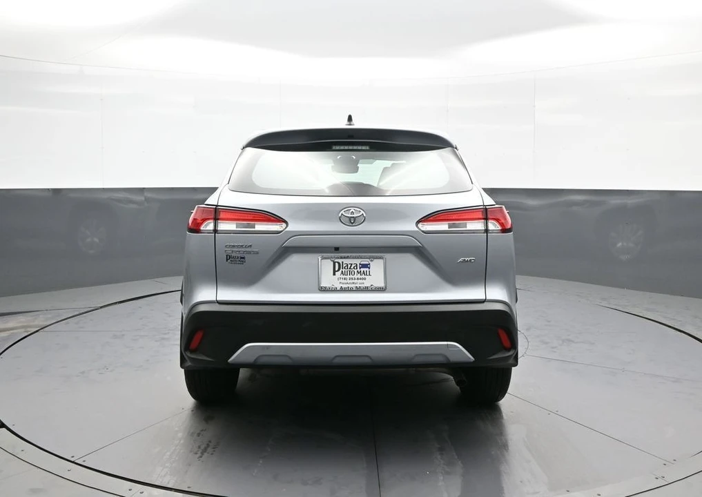 2024 Toyota Corolla Cross - Image 7 of 12