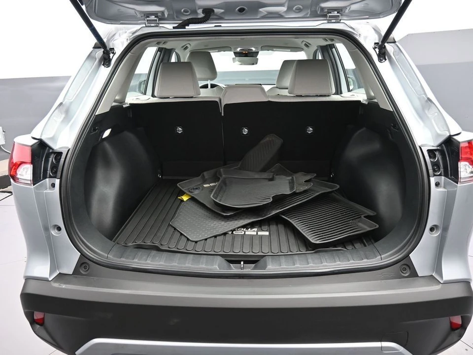 2024 Toyota Corolla Cross - Image 21 of 21