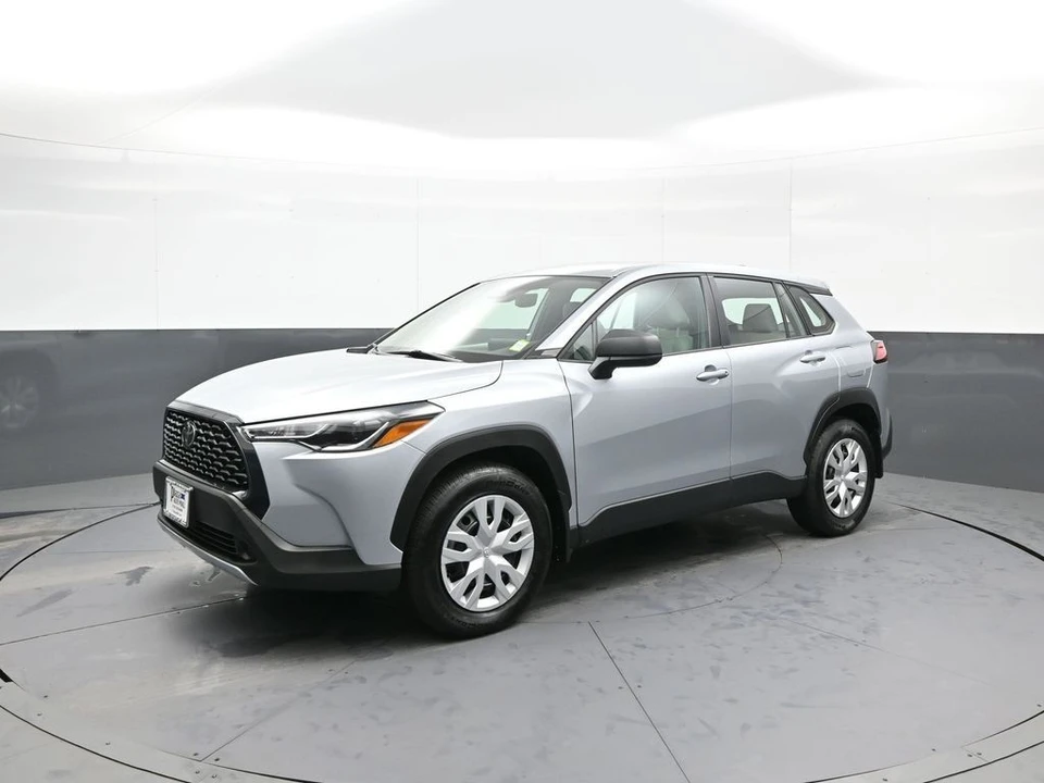 2024 Toyota Corolla Cross - Image 10 of 12