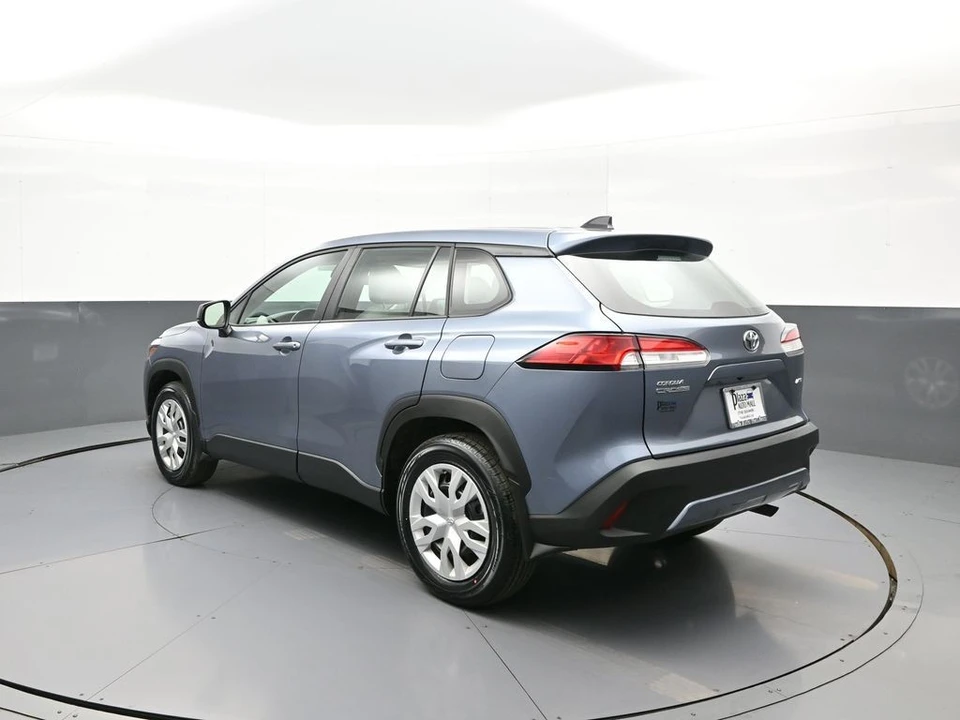 2024 Toyota Corolla Cross - Image 8 of 21