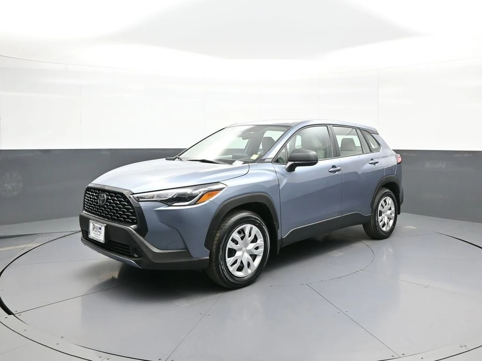 2024 Toyota Corolla Cross - Image 10 of 21