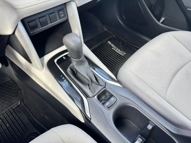 2024 Toyota Corolla Cross - Image 18 of 21