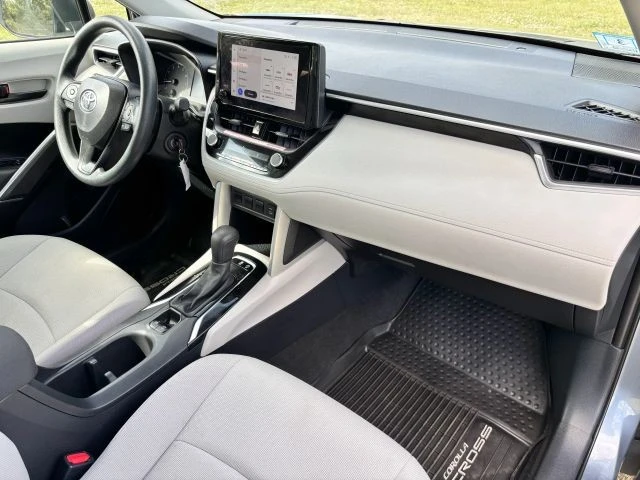 2024 Toyota Corolla Cross - Image 10 of 21