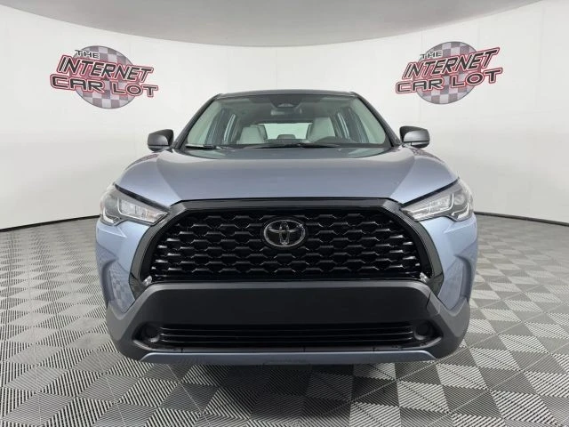 2024 Toyota Corolla Cross - Image 2 of 12