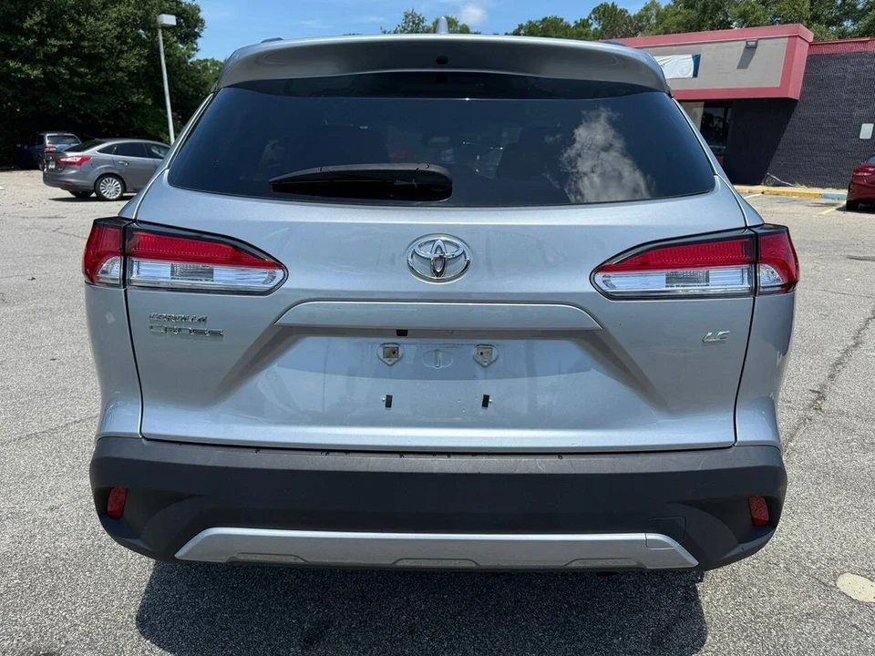 2024 Toyota Corolla Cross - Image 11 of 21