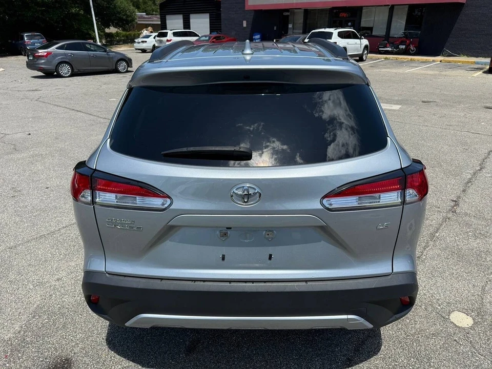 2024 Toyota Corolla Cross - Image 12 of 21