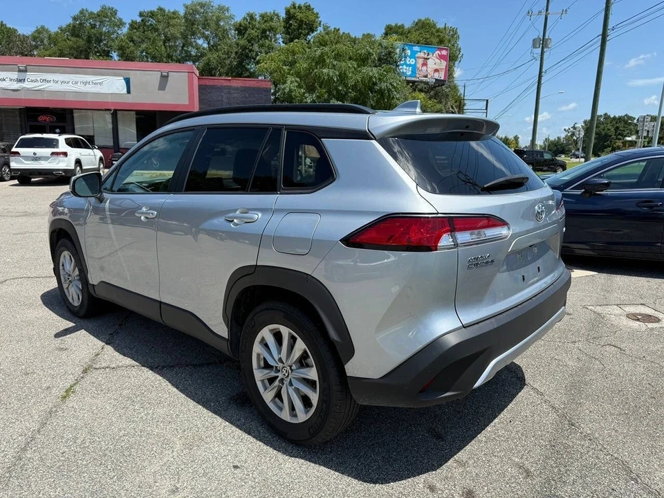 2024 Toyota Corolla Cross - Image 9 of 21