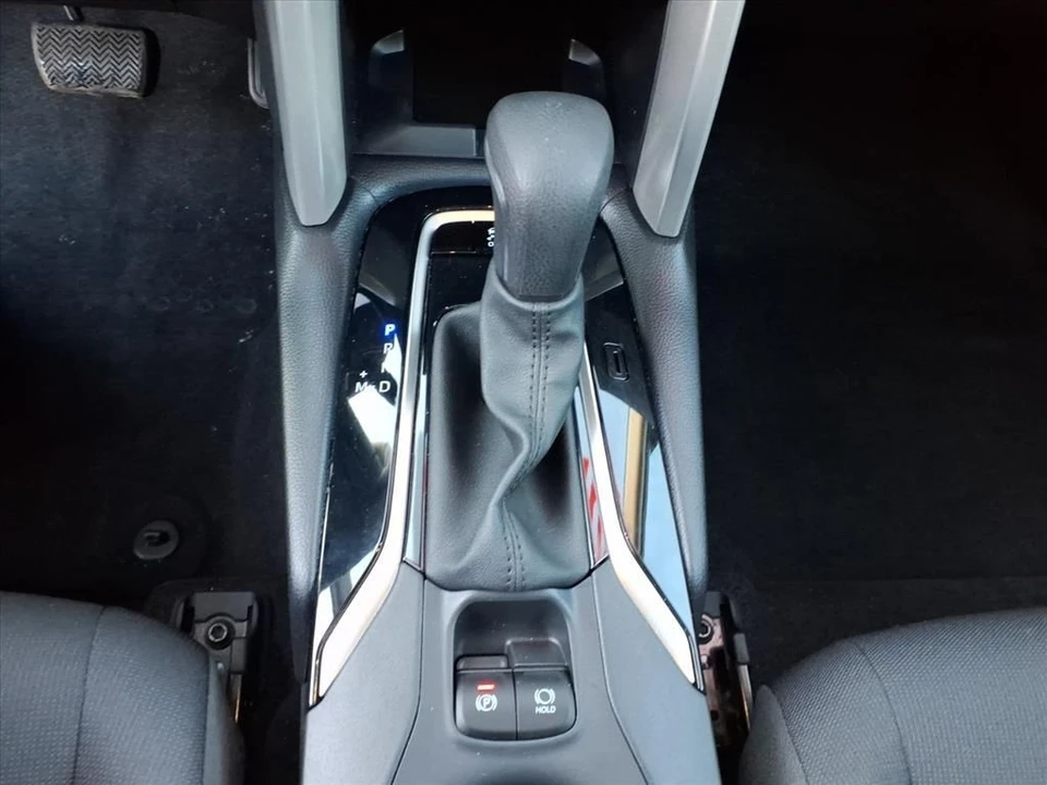 2024 Toyota Corolla Cross - Image 14 of 21