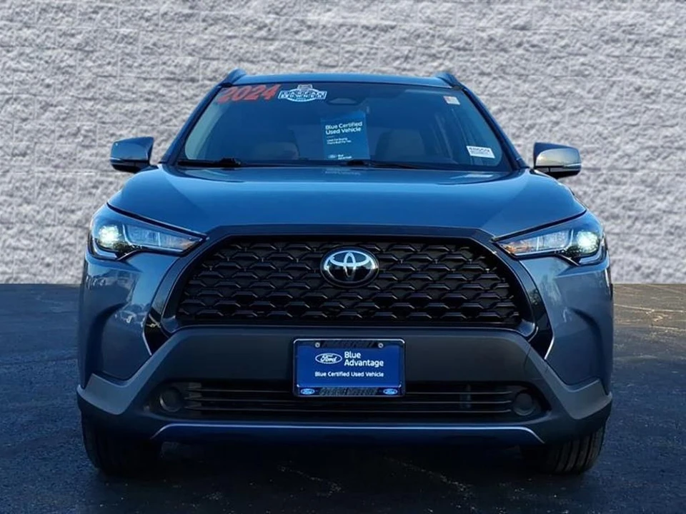 2024 Toyota Corolla Cross - Image 2 of 21