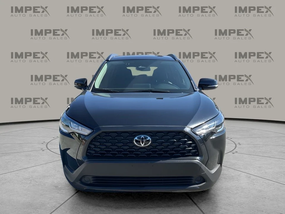 2024 Toyota Corolla Cross - Image 8 of 12