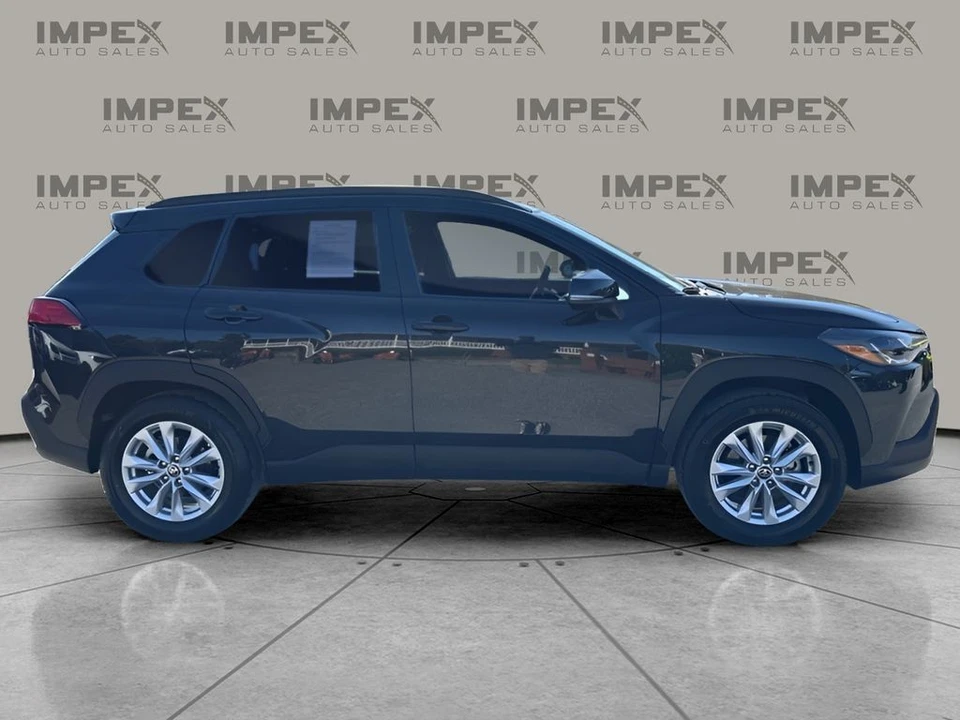 2024 Toyota Corolla Cross - Image 6 of 21