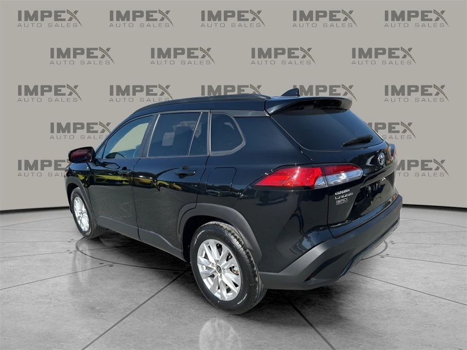 2024 Toyota Corolla Cross - Image 3 of 12