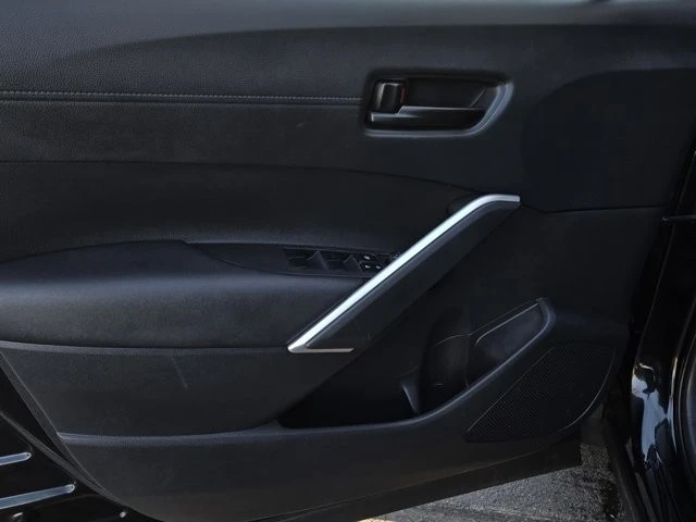 2024 Toyota Corolla Cross - Image 9 of 12