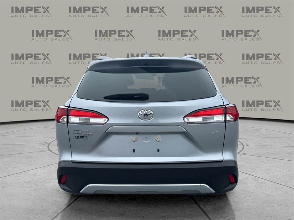 2024 Toyota Corolla Cross - Image 4 of 12