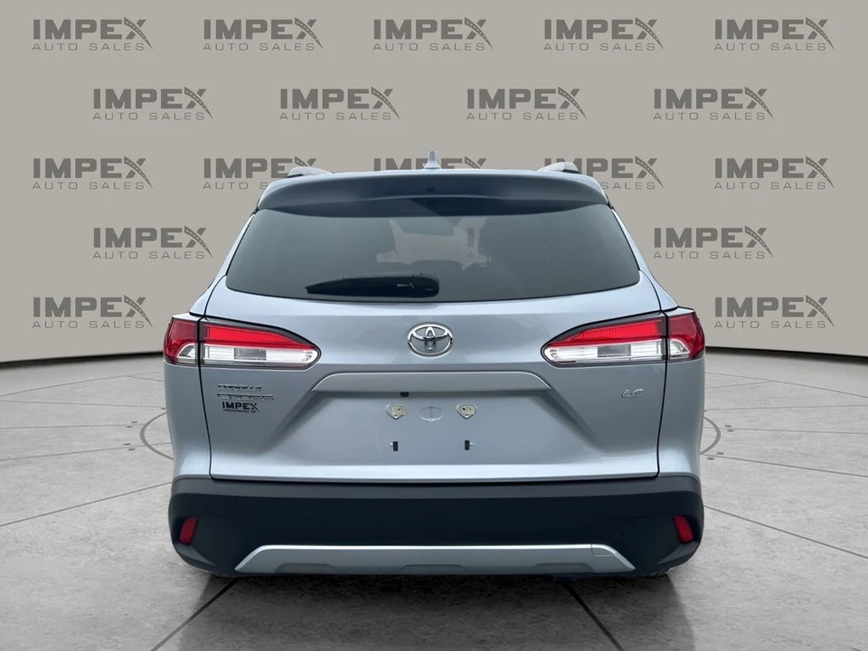 2024 Toyota Corolla Cross - Image 4 of 12