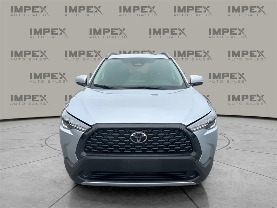 2024 Toyota Corolla Cross - Image 8 of 12