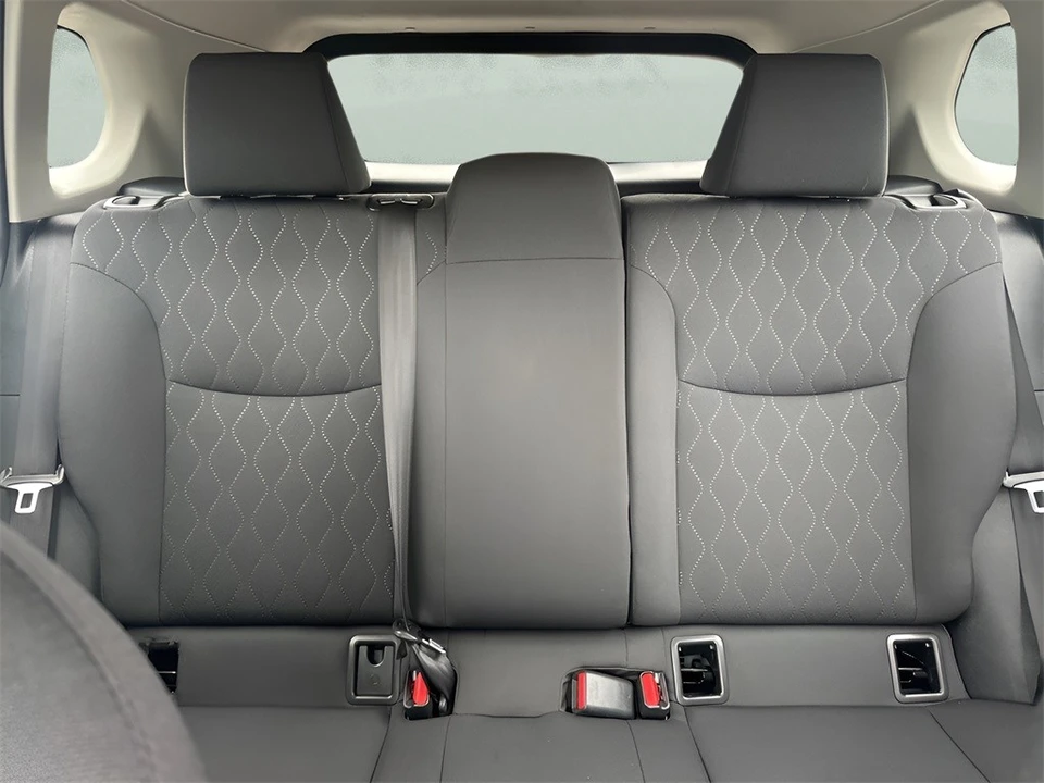 2024 Toyota Corolla Cross - Image 10 of 12