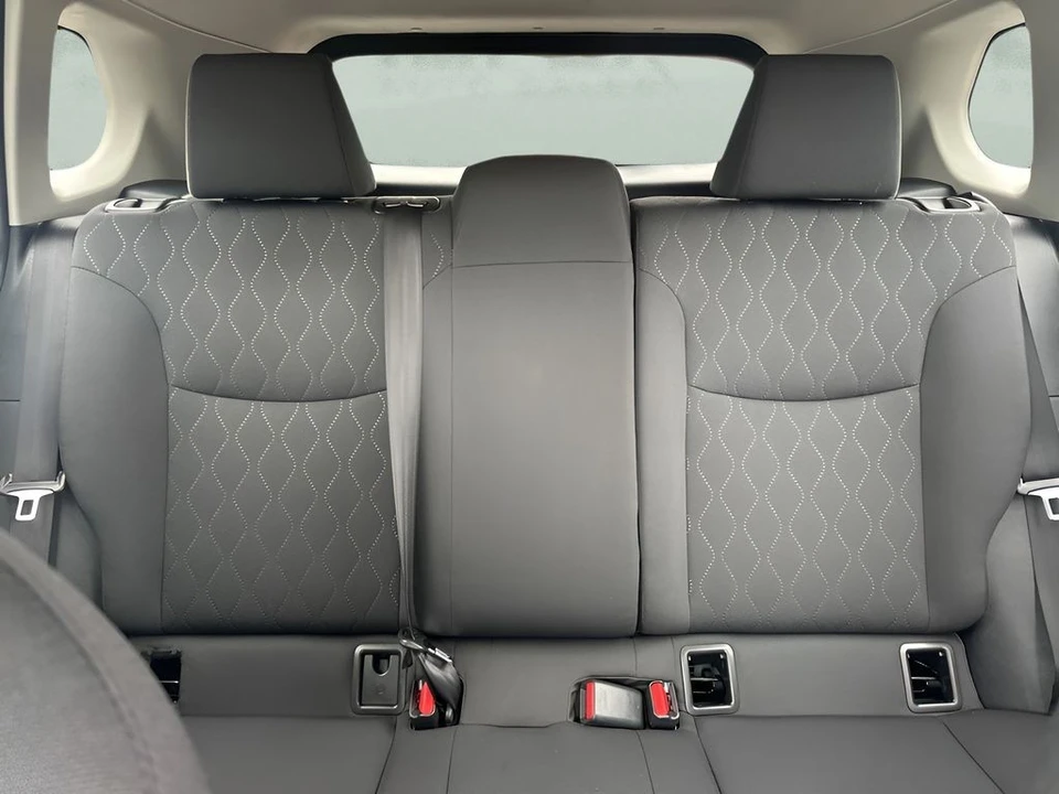2024 Toyota Corolla Cross - Image 10 of 12