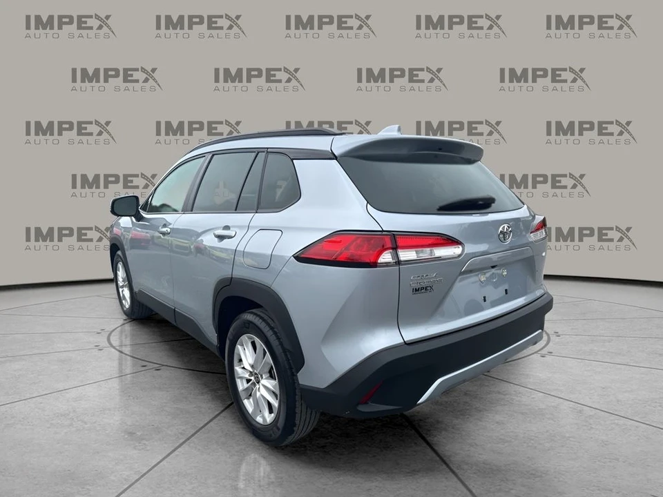 2024 Toyota Corolla Cross - Image 3 of 12