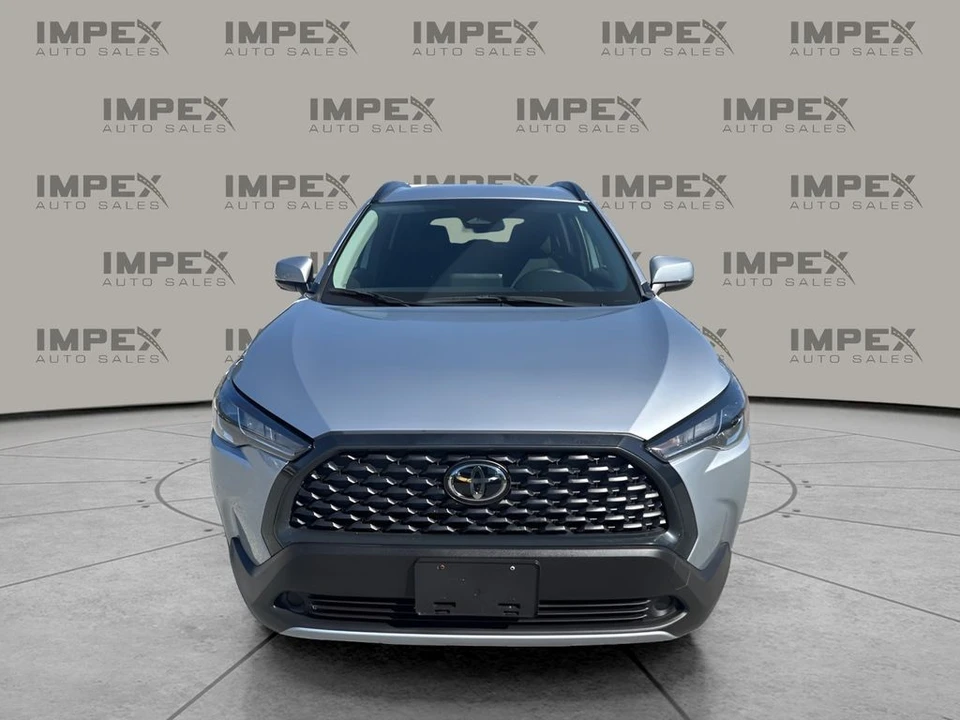 2024 Toyota Corolla Cross - Image 8 of 12