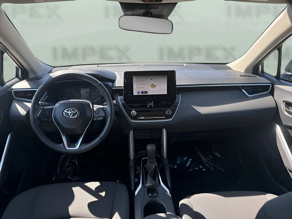 2024 Toyota Corolla Cross - Image 11 of 12