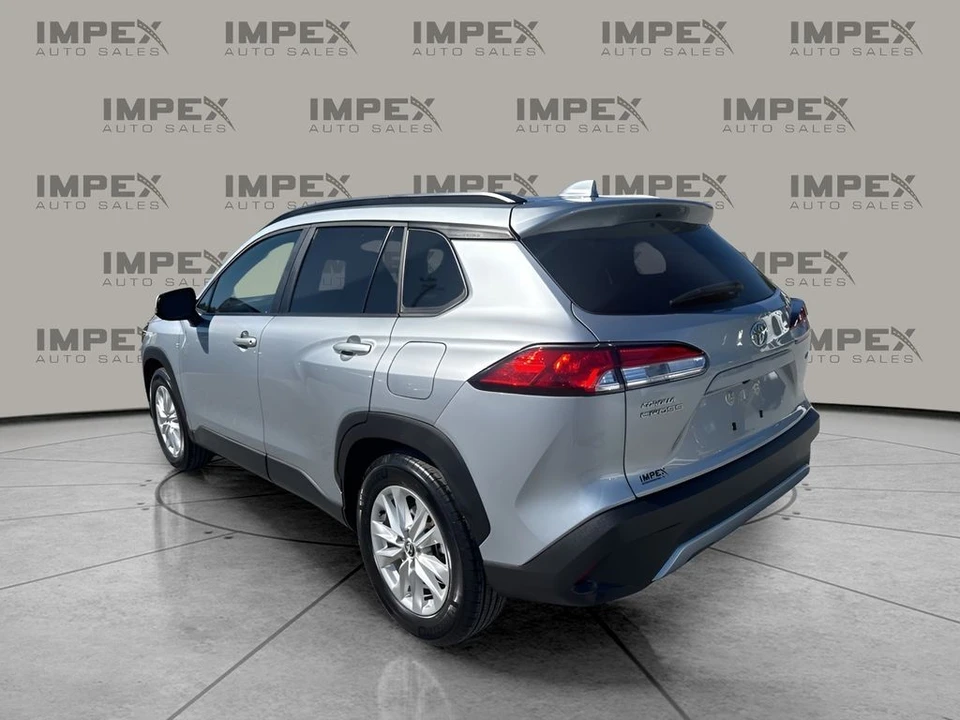 2024 Toyota Corolla Cross - Image 3 of 12