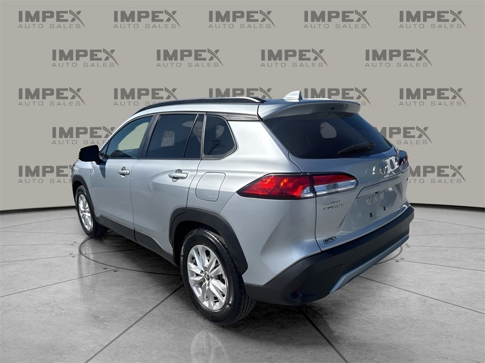 2024 Toyota Corolla Cross - Image 3 of 12