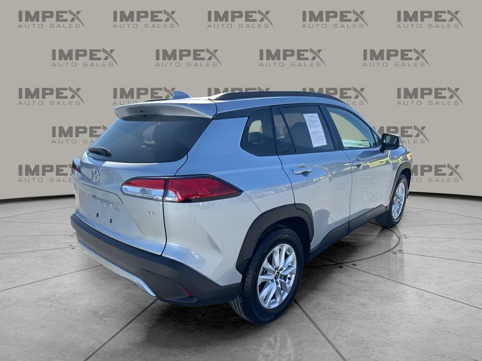 2024 Toyota Corolla Cross - Image 5 of 12