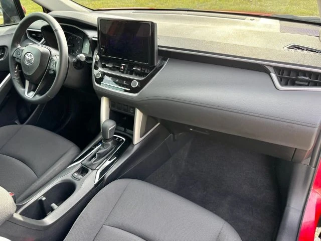 2024 Toyota Corolla Cross - Image 10 of 21