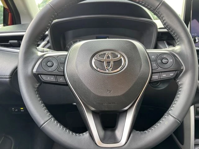 2024 Toyota Corolla Cross - Image 13 of 21