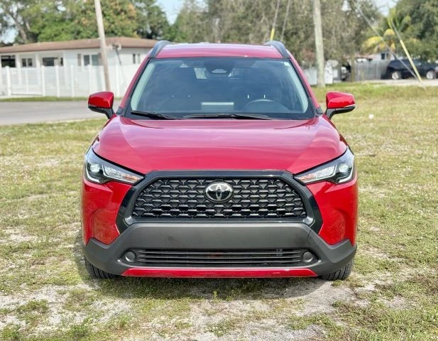 2024 Toyota Corolla Cross - Image 2 of 21