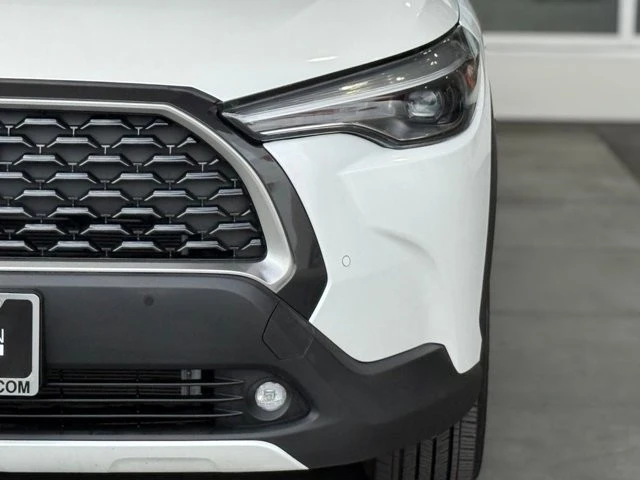 2024 Toyota Corolla Cross - Image 6 of 12